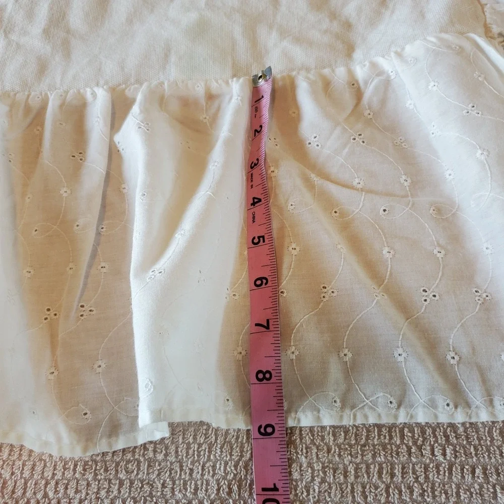 Red‎ Calliope Crib Skirt White Eyelet Cotton 9